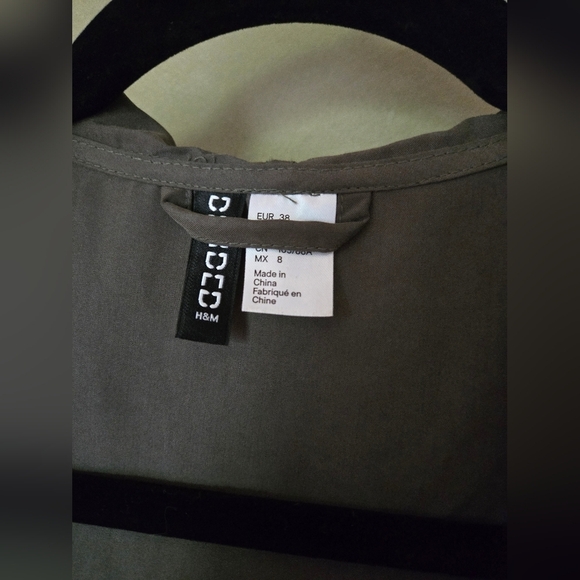 Divided | Dark Kaki Jacket with Rolled Sleeves and Drawstring Waist, Size 8 - Picture 6 of 9